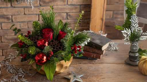 Transform Your Irish Home for Christmas: A Guide to Decorating with Flowers and Plants