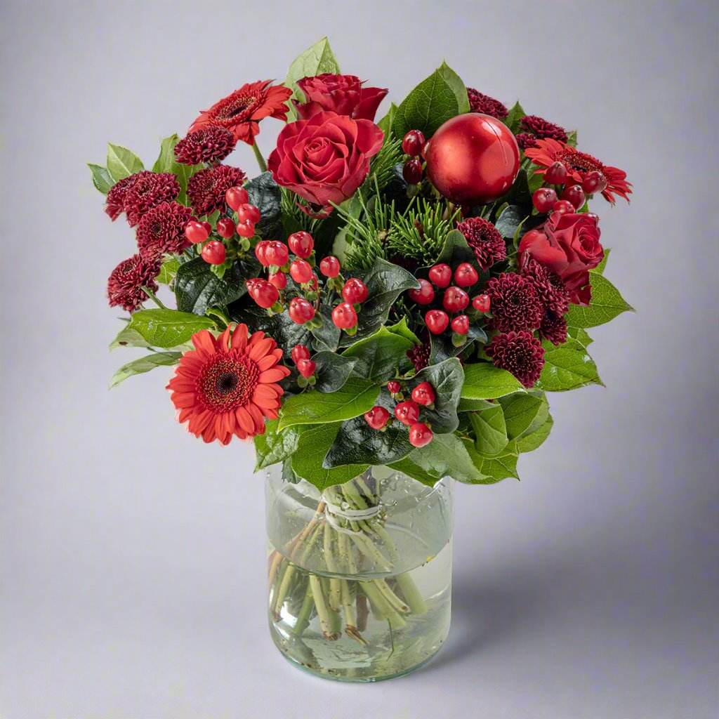 Christmas red roses bouquet